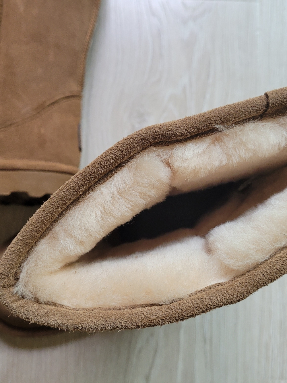 Bearpaw Chestnut Suede Shearling Lined Winter Boots Size 10 NWT - Picture 3 of 8